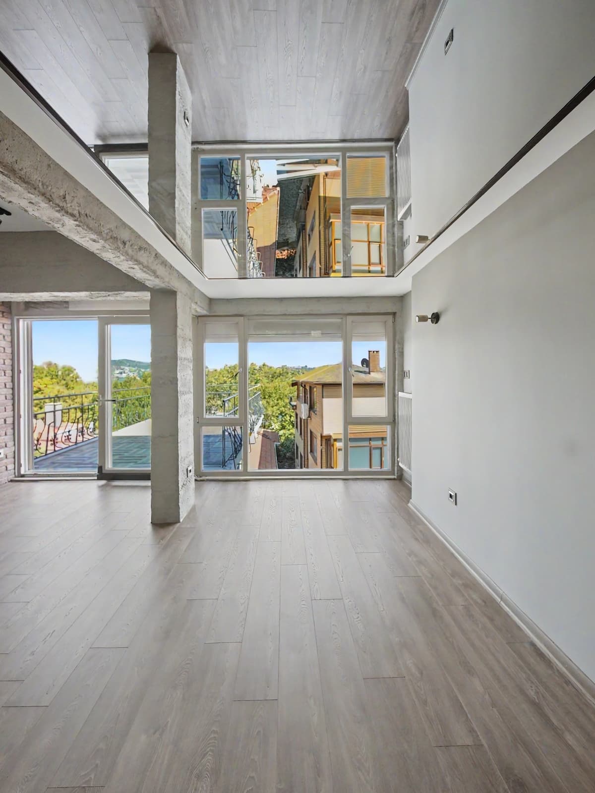 Furnished 2.5+1 Villa for Rent in Yeniköy, Sarıyer