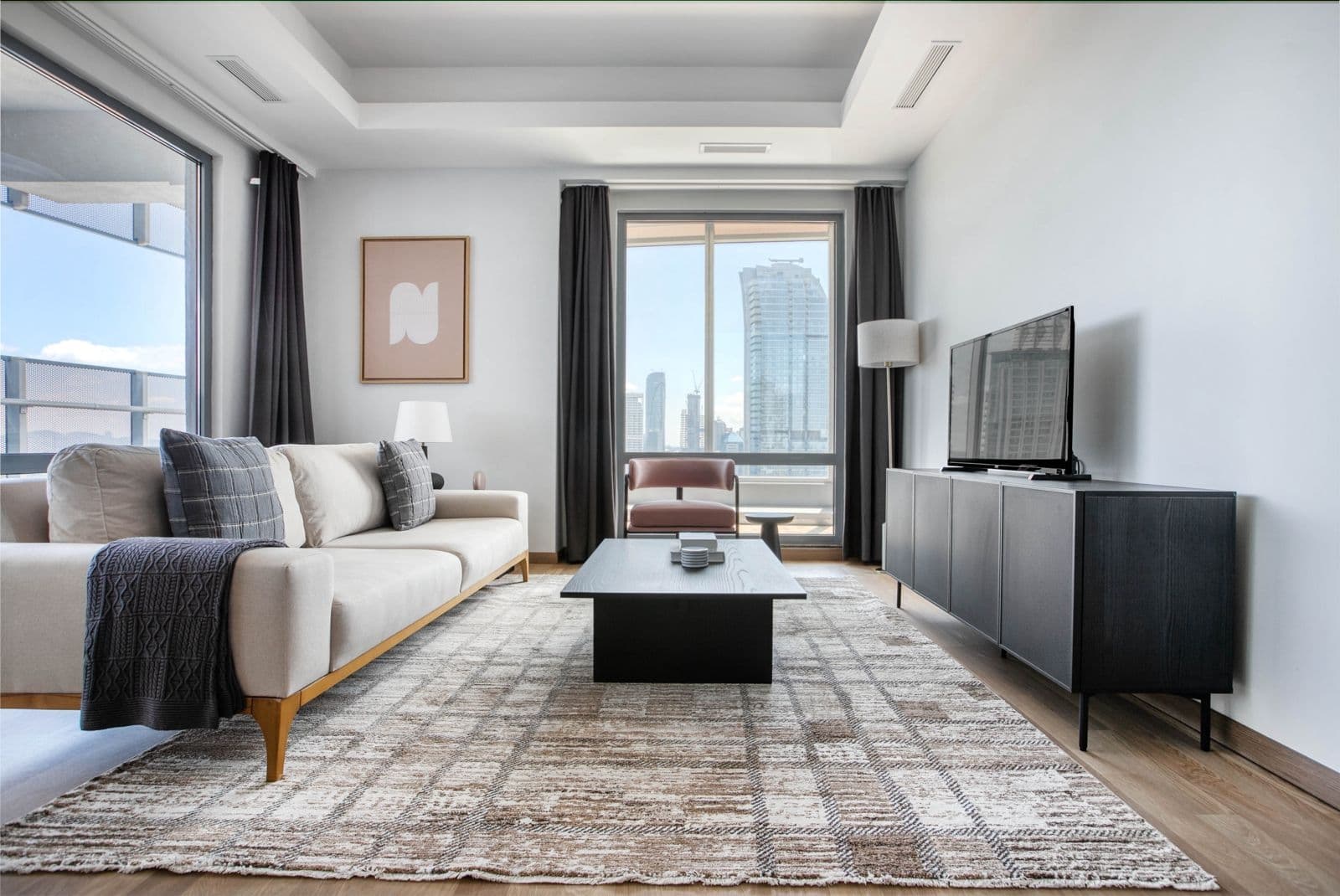 Maslak 1453'te | Yüksek Kat| Lüks Eşyalı | 2+1 Teraslı Net 130m² image 6